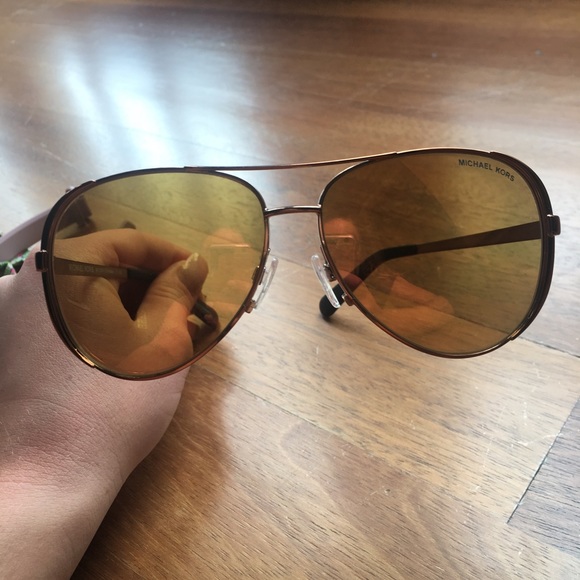 Authentic Michael Kors Aviator Chelsea Sunglasses - Picture 5 of 7